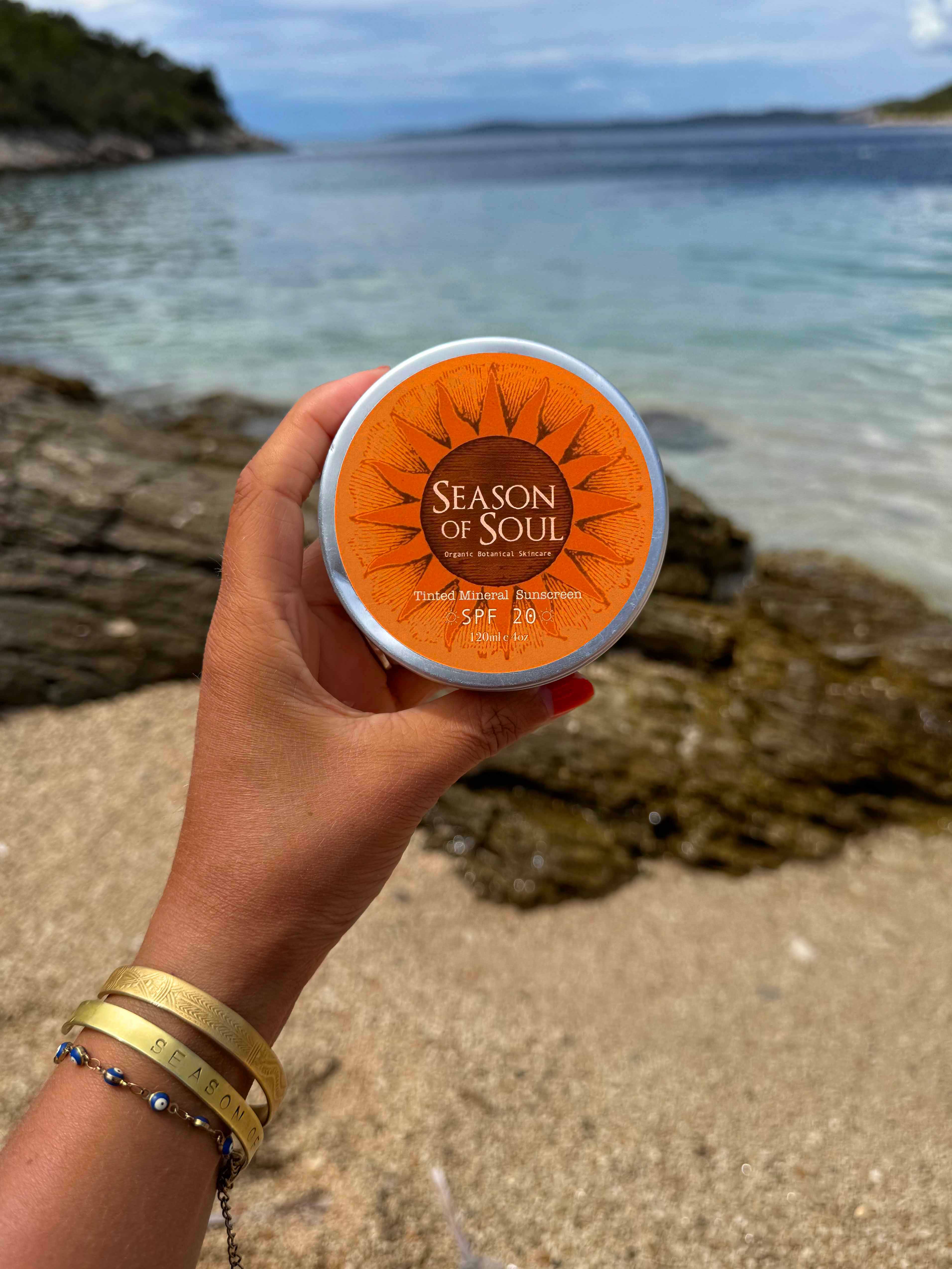 Tinted Mineral Sunscreen SPF20